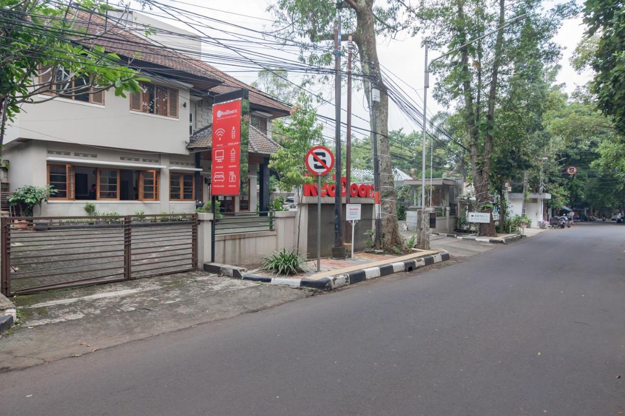 Reddoorz Near Institut Teknologi Bandung 2 Hotel Exterior photo